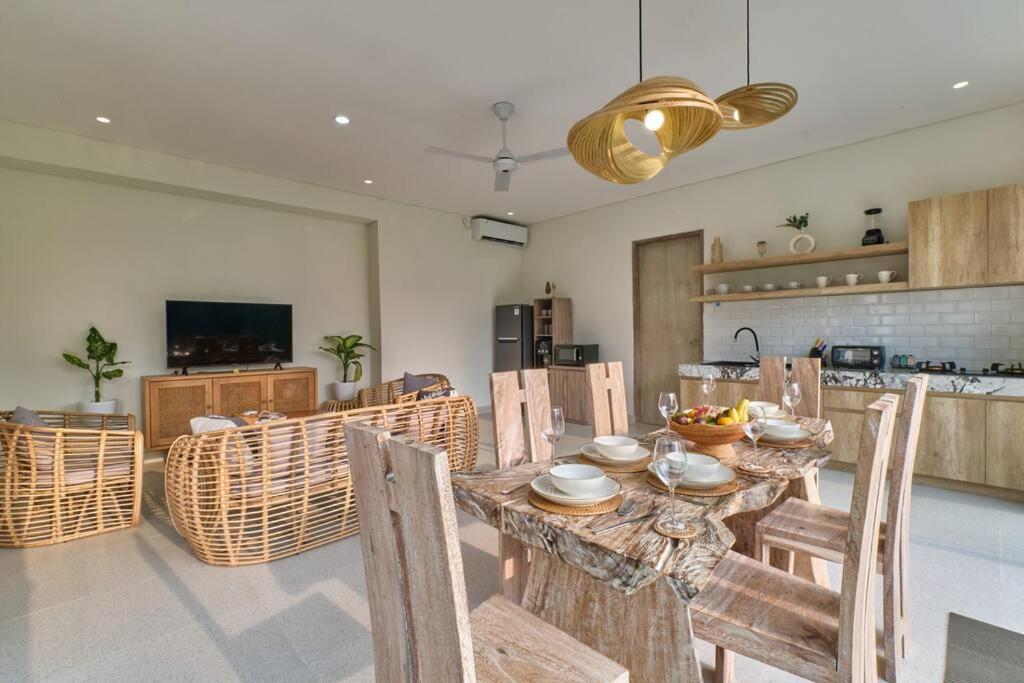 Newly! 3Bdr Modern Villa Close To Ubud Center Extérieur photo