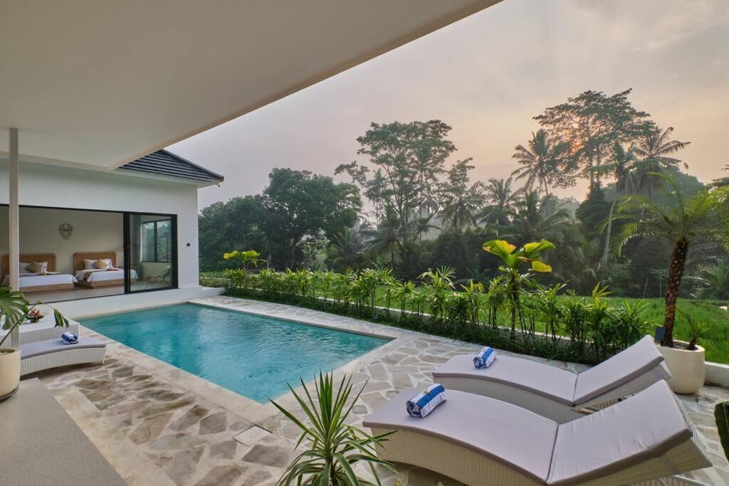 Newly! 3Bdr Modern Villa Close To Ubud Center Extérieur photo